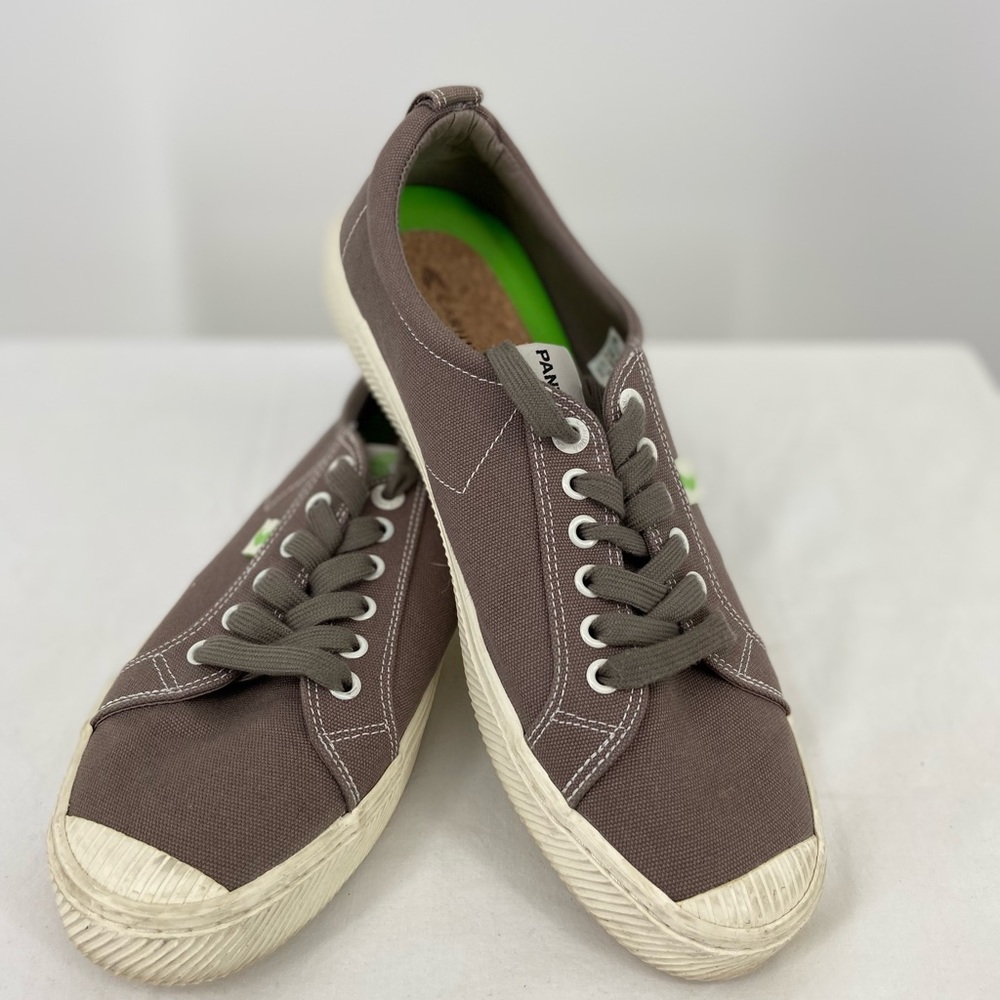 Cariuma x Pantone OCA Low Canvas Gray Sneakers Unisex women’s 12 mens 10.5